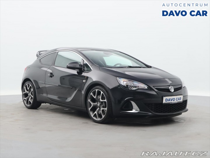 Opel Astra 2,0 T 206kW OPC Black Edi 2016
