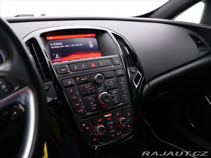 Opel Astra 2,0 T 206kW OPC Black Edi 2016