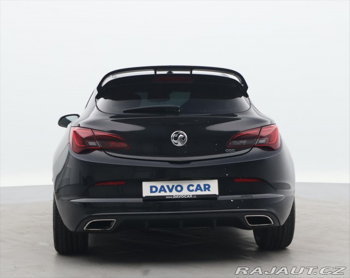 Opel Astra 2,0 T 206kW OPC Black Edi 2016