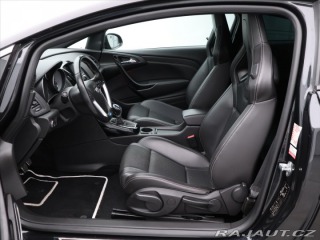 Opel Astra 2,0 T 206kW OPC Black Edi 2016