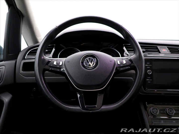 Volkswagen Touran 2,0 TDI 110kW Highline DS 2020