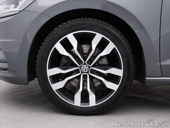 Volkswagen Touran 2,0 TDI 110kW Highline DS 2020