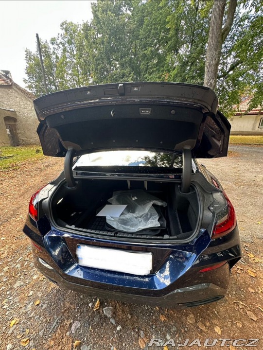 BMW 8 840i 1800
