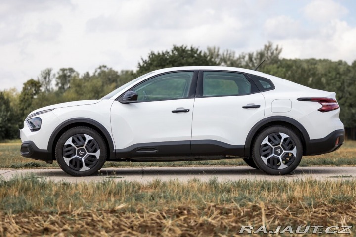 Citroën Ostatní modely C4 X 1,2 BENZIN, 2026 2026