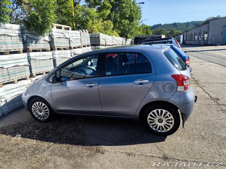 Toyota Yaris 2010 2010