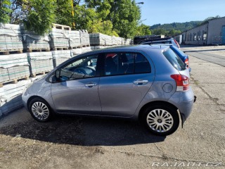 Toyota Yaris 2010 2010
