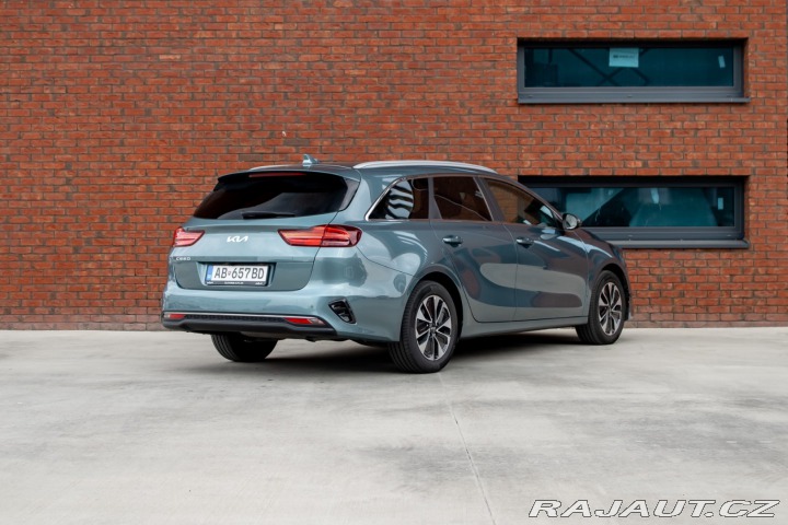 Kia Ostatní modely Ceed SW Ceed SW 1.5 T-GDi/ GOLD/ 2025