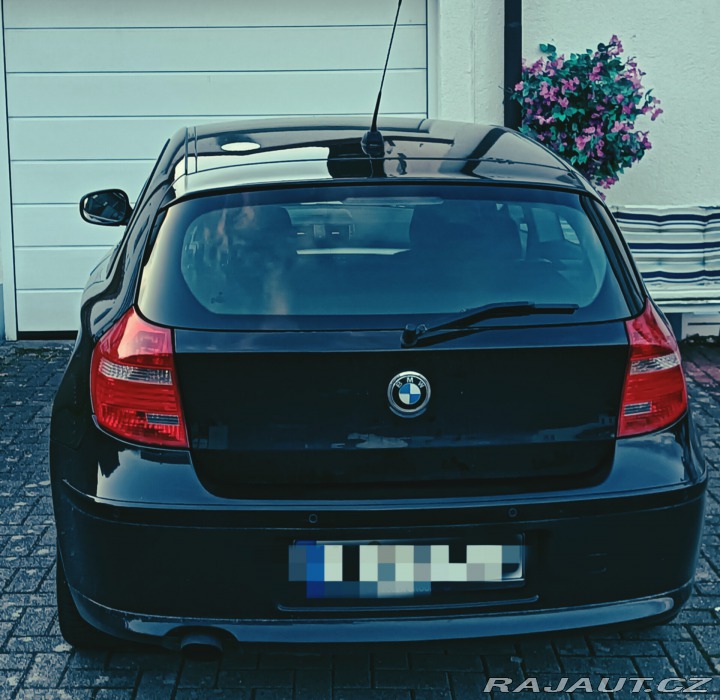 BMW 1 118i Hatchback 2010