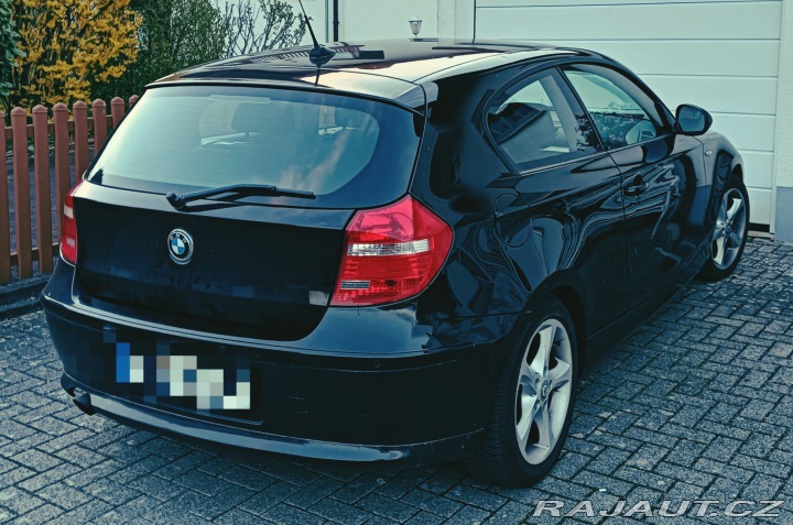 BMW 1 118i Hatchback 2010
