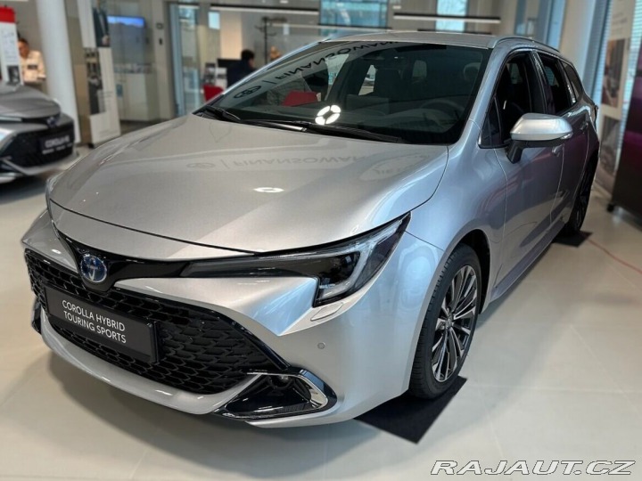 Toyota Corolla TS Style 1,8 Hybrid 140 - 1800