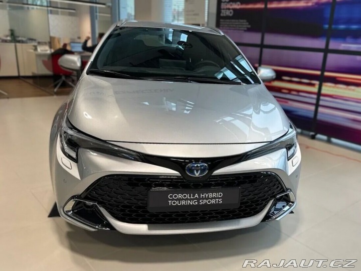 Toyota Corolla TS Style 1,8 Hybrid 140 - 1800