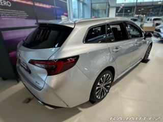 Toyota Corolla TS Style 1,8 Hybrid 140 - 1800