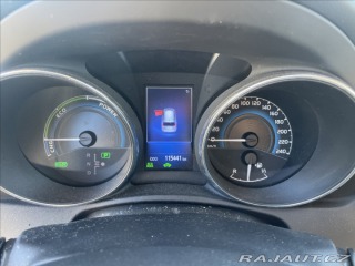 Toyota Auris 1,8 E-CVT Hybrid CZauto 1 2015