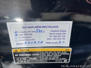 Toyota Auris 1,8 E-CVT Hybrid CZauto 1 2015
