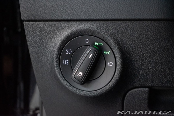Škoda Karoq 2.0 TDI DSG*ACC*KAMERA*DP 2023