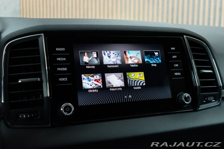 Škoda Karoq 2.0 TDI DSG*ACC*KAMERA*DP 2023