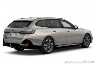 BMW i5 xDrive40 Touring 2026