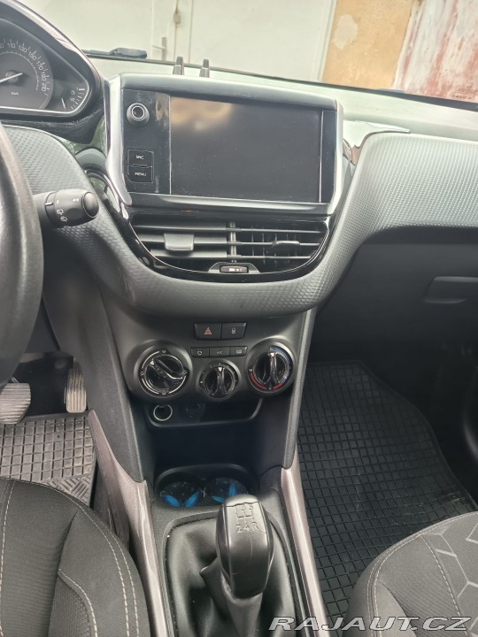 Peugeot 2008 1,6Hdi 2016