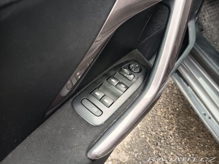 Peugeot 2008 1,6Hdi 2016