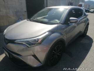 Toyota C-HR 1,8 i 72kw Hybrid e-CVT 2018