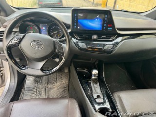 Toyota C-HR 1,8 i 72kw Hybrid e-CVT 2018