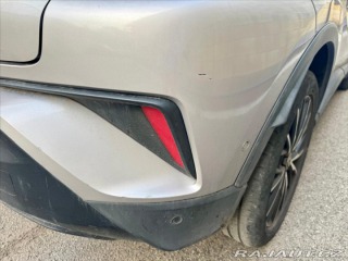 Toyota C-HR 1,8 i 72kw Hybrid e-CVT 2018