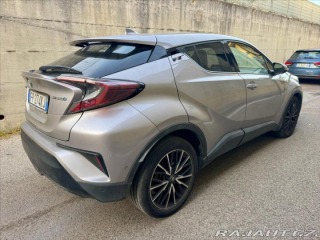 Toyota C-HR 1,8 i 72kw Hybrid e-CVT 2018