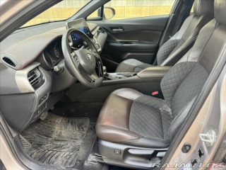 Toyota C-HR 1,8 i 72kw Hybrid e-CVT 2018