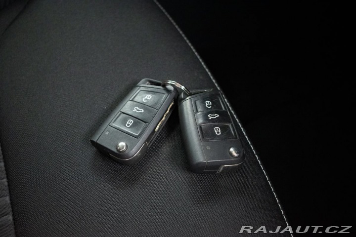 Škoda Kamiq 1.5 TSI MONTE CARLO*TAŽNÉ 2021