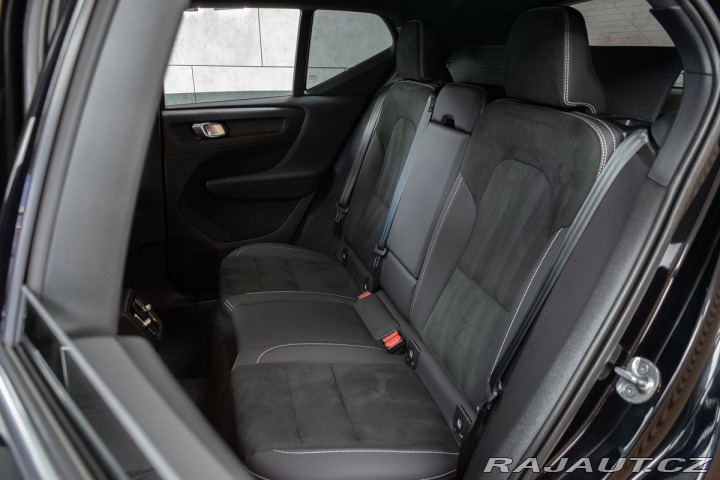 Volvo XC40 B4 AWD ULTIMATE BRIGHT*ČR 2023