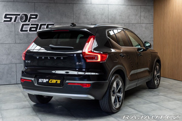 Volvo XC40 B4 AWD ULTIMATE BRIGHT*ČR 2023