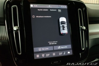 Volvo XC40 B4 AWD ULTIMATE BRIGHT*ČR 2023