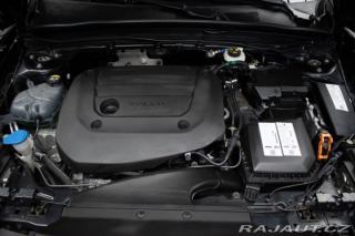 Volvo XC40 B4 AWD ULTIMATE BRIGHT*ČR 2023