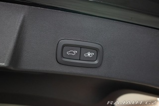 Volvo XC40 B4 AWD ULTIMATE BRIGHT*ČR 2023