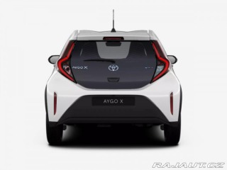 Toyota Aygo 1.5HEV Comfort 1800