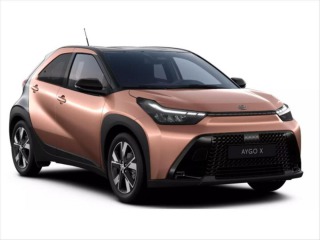 Toyota Aygo 1.5HEV Style