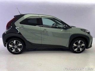 Toyota Aygo Comfort 1,5 Hybrid 115 1800