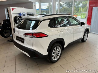 Toyota Corolla Cross Comfort 1,8 Hybrid 140 1800