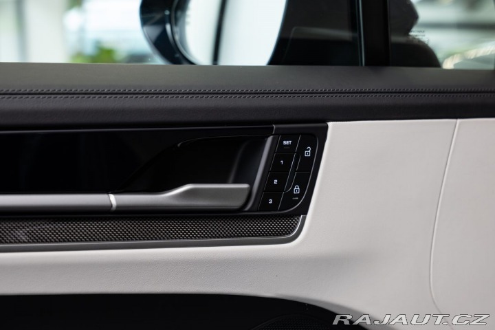 Porsche Cayenne S/V8/Ventilace/Bose/Záruk 2025