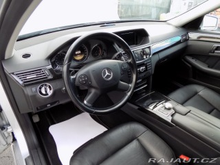 Mercedes-Benz E E 300CDI/bi-xenon/Avantga 2011