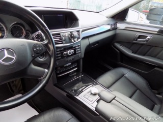 Mercedes-Benz E E 300CDI/bi-xenon/Avantga 2011