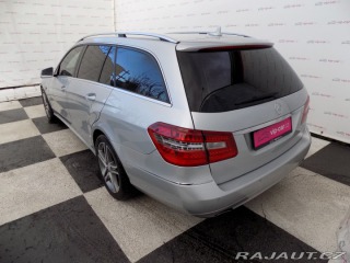 Mercedes-Benz E E 300CDI/bi-xenon/Avantga 2011