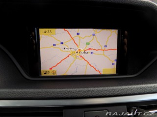 Mercedes-Benz E E 300CDI/bi-xenon/Avantga 2011