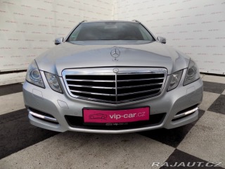 Mercedes-Benz E E 300CDI/bi-xenon/Avantga 2011