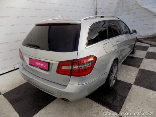 Mercedes-Benz E E 300CDI/bi-xenon/Avantga 2011