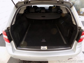 Mercedes-Benz E E 300CDI/bi-xenon/Avantga 2011