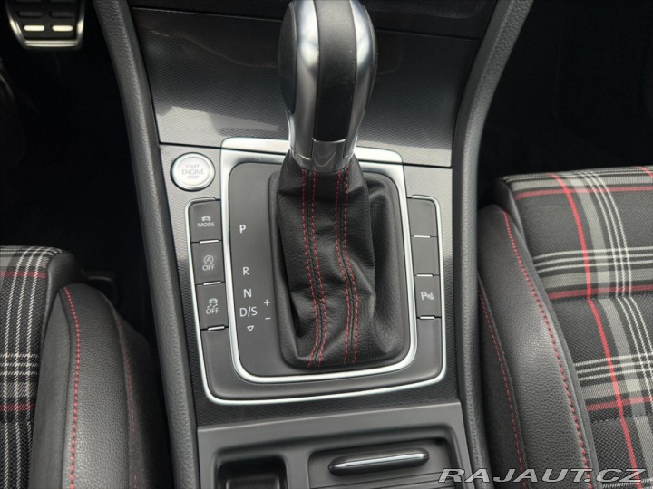 Volkswagen Golf 2.0 GTI DSG 2015