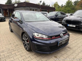 Volkswagen Golf 2.0 GTI DSG 2015