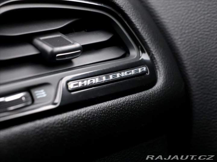 Dodge Challenger 5,7 V8 HEMI 277KW Aut.kli 2018