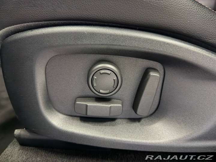 Jaguar F-Pace 2.0d AWD A/T PRESTIGE, WE 2016